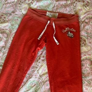 (EVERYTHING MUST GO!!) Vintage Y2K Hollister Red Jogger Sweatpants Size Small
